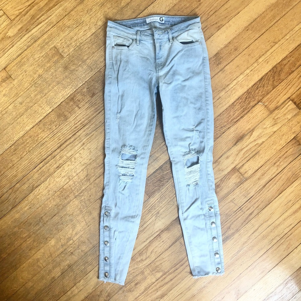 GUESS jeans light blue distressed skinny mid rise.